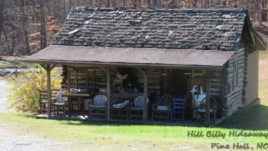 Hillbilly Hideaway 102